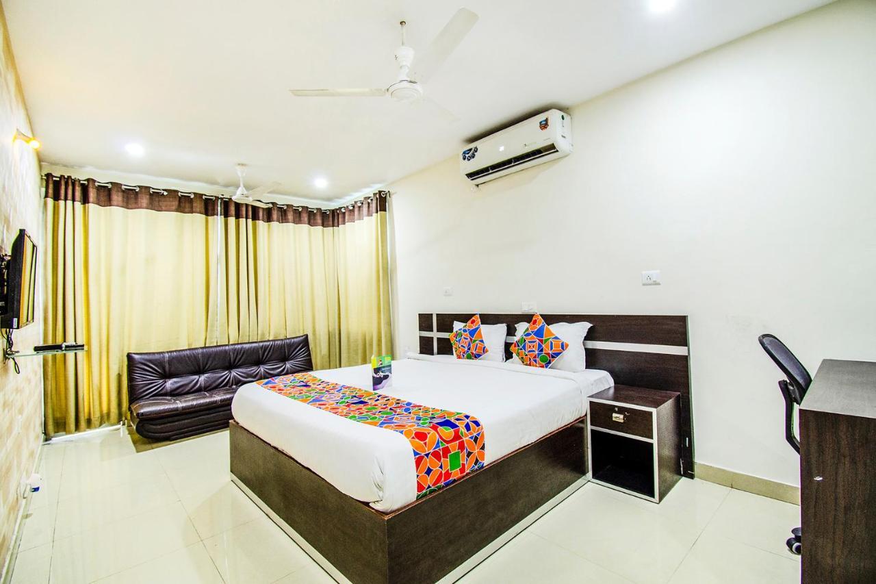 Fabhotel Pride Inn - Nr Tcs Deccan Park, Hitech City Hyderabad Esterno foto